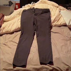 Slim fit lululemon abc pant